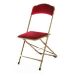 Location de chaise pliante velours rouge